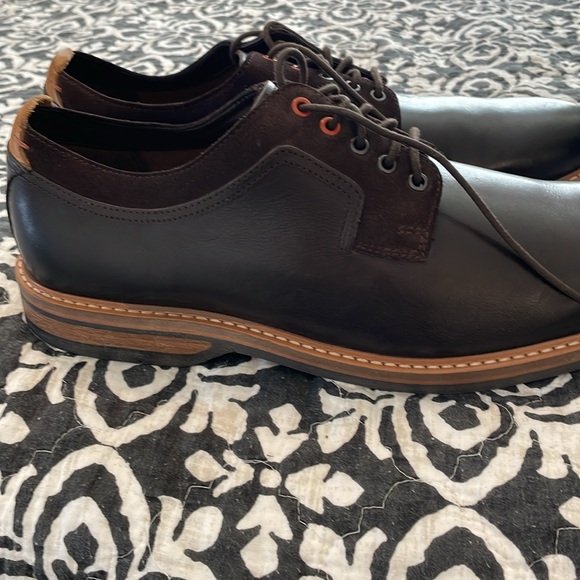 Men’s Dark Brown Leather and Suede Size 13 Clarks Lace-up with Tan Leather Trim - Picture 6 of 9